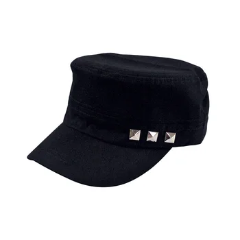 2023 Нова лятна корея модни мъжки и дамски военна шапка с три нитове, плосък цилиндър, ежедневни солнцезащитная шапка
